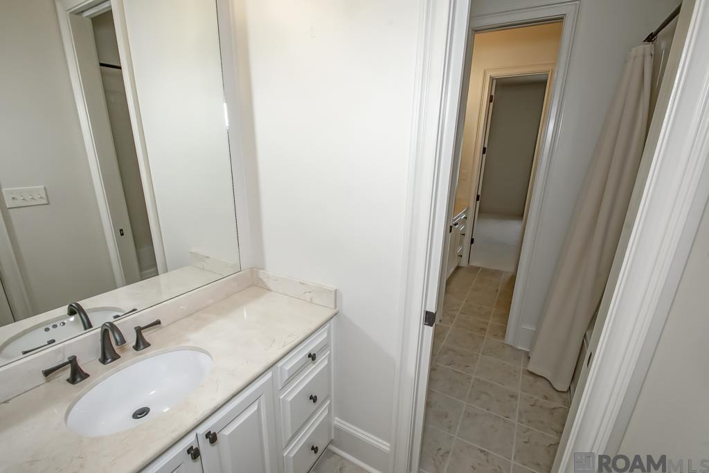 19001 E Pinnacle Cir, Saint George, Louisiana image 32