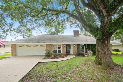 Homes For Sale - 1951 Shawn Dr<br/> Baton Rouge, LA 70806