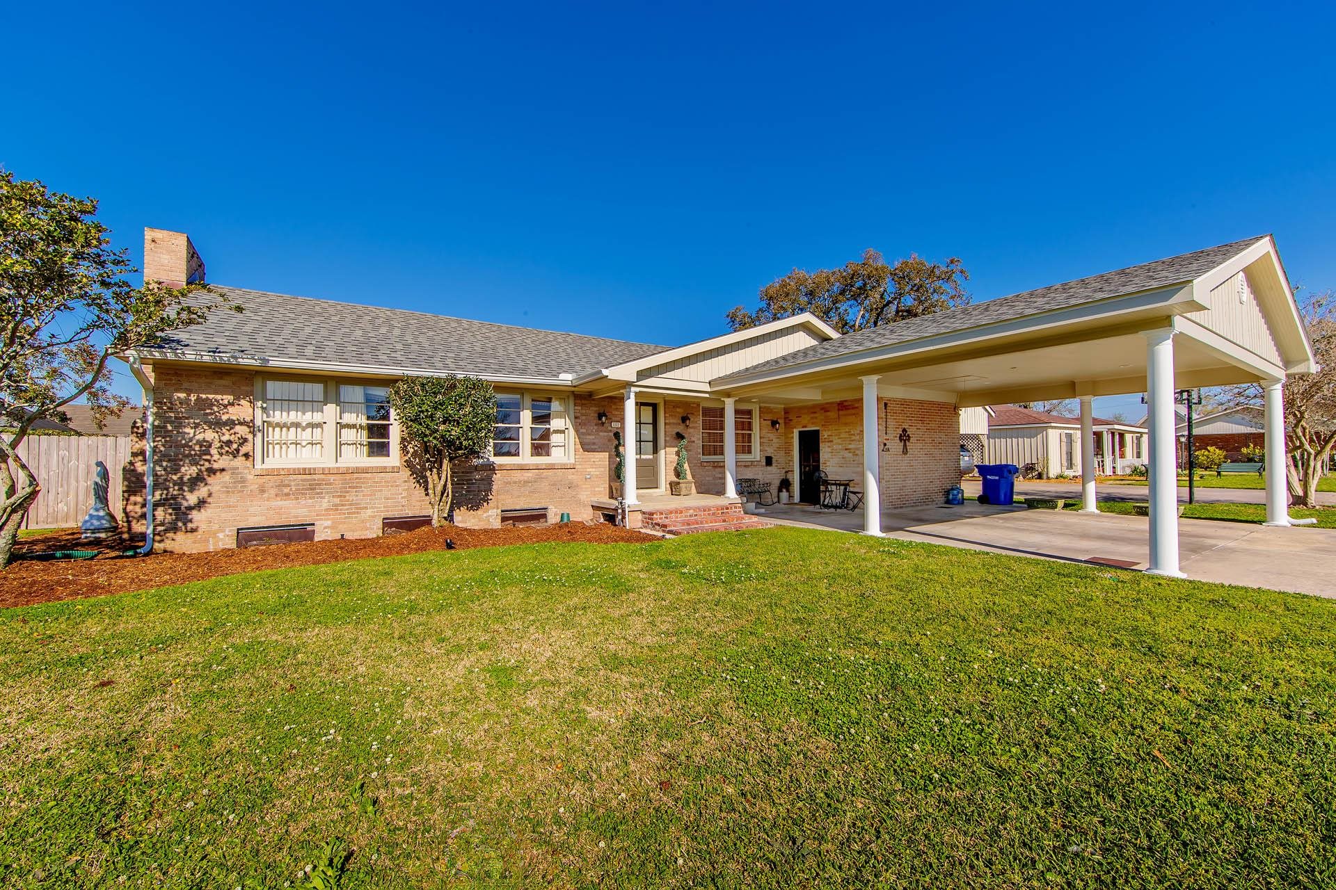102 Palm Place, Thibodaux, Louisiana image 2