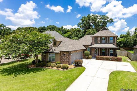 Homes For Sale - 15278 Ariana Ave<br/> Prairieville, LA 70769