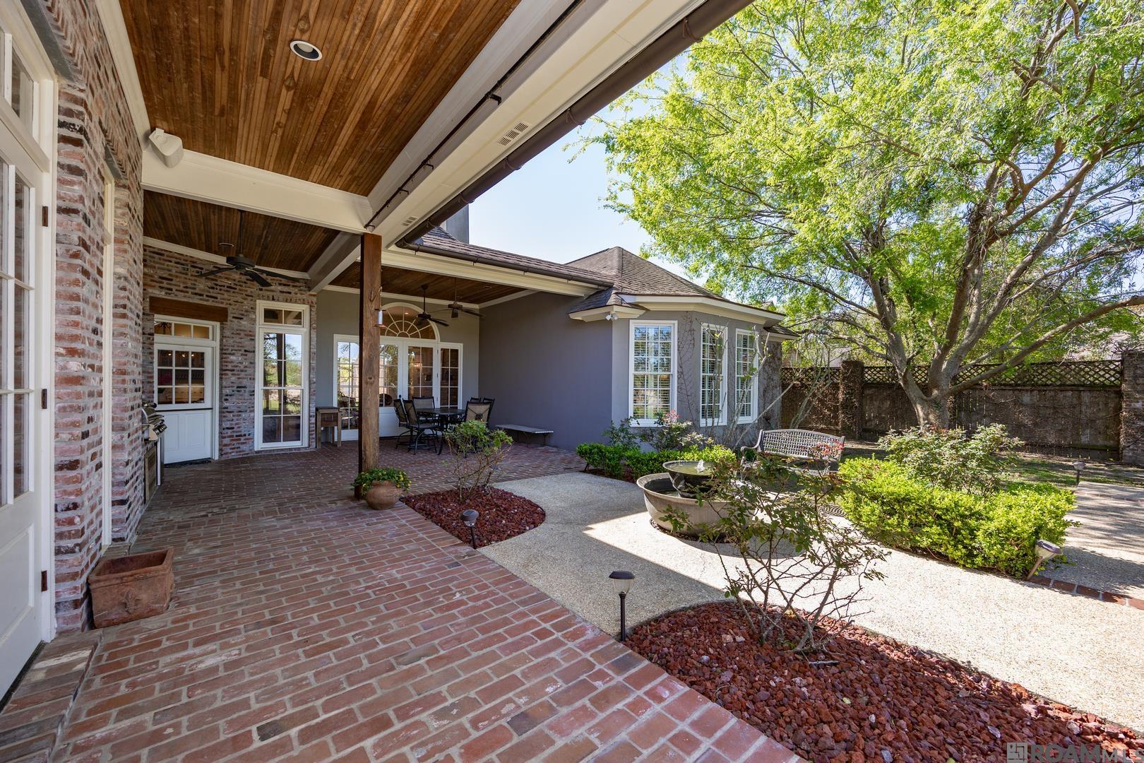 17427 E Club View Ct, Baton Rouge, Louisiana image 40