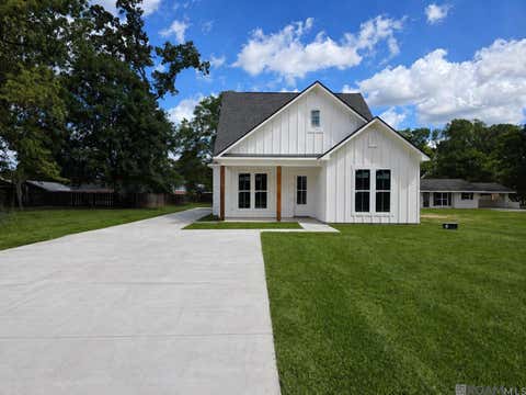 Homes For Sale - 12079 Pendarvis Ln<br/> Walker, LA 70785