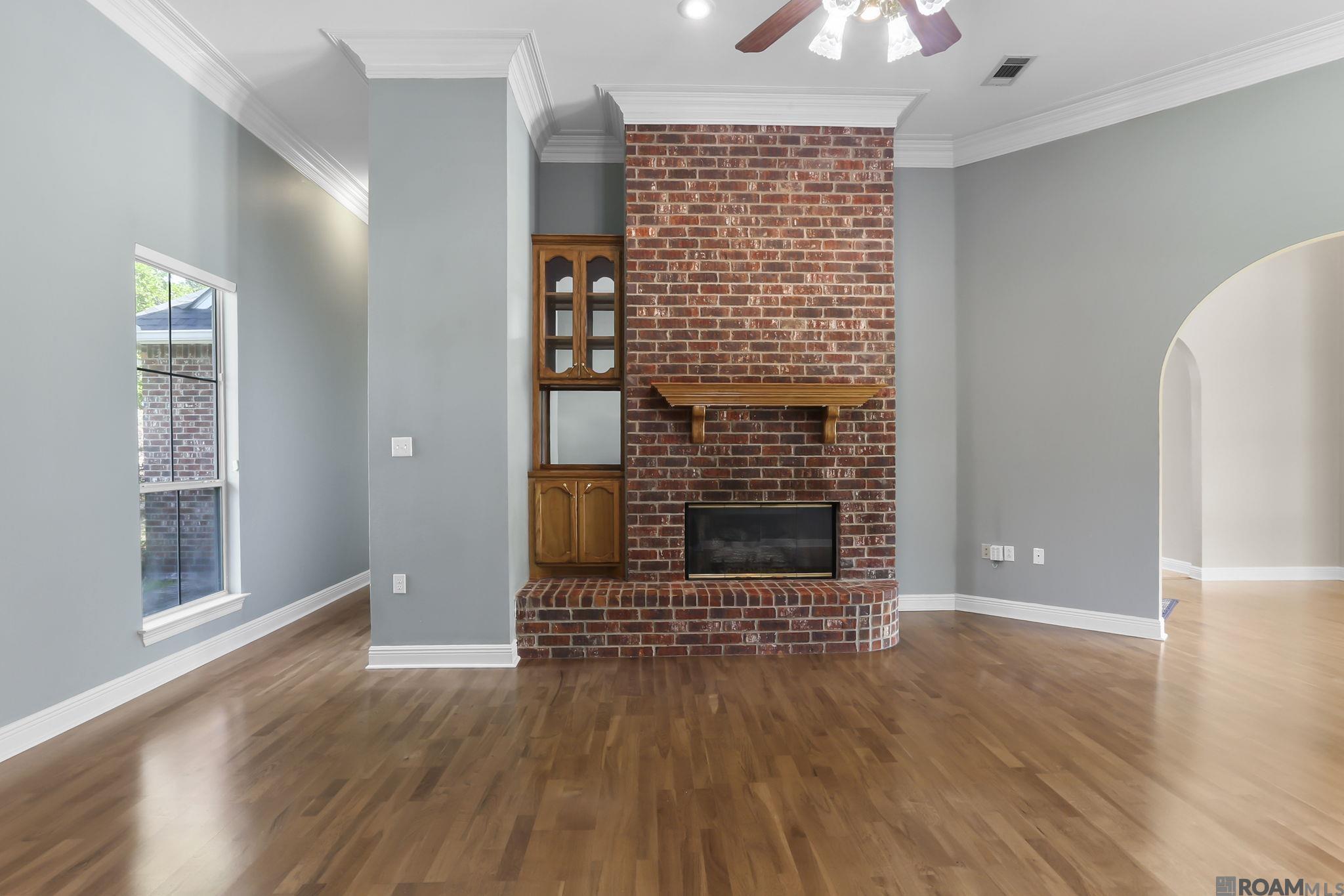 35130 Stonecastle Drive, Denham Springs, Louisiana image 7