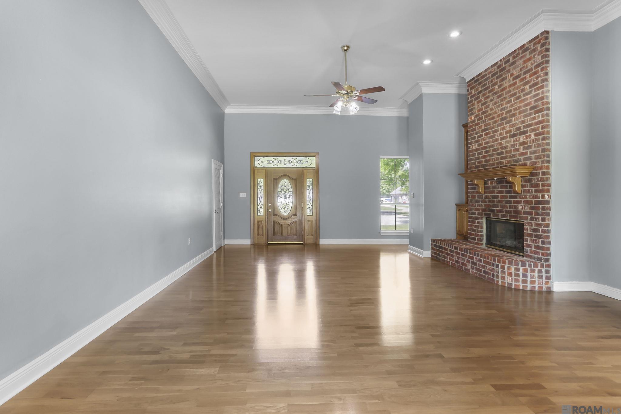 35130 Stonecastle Drive, Denham Springs, Louisiana image 8