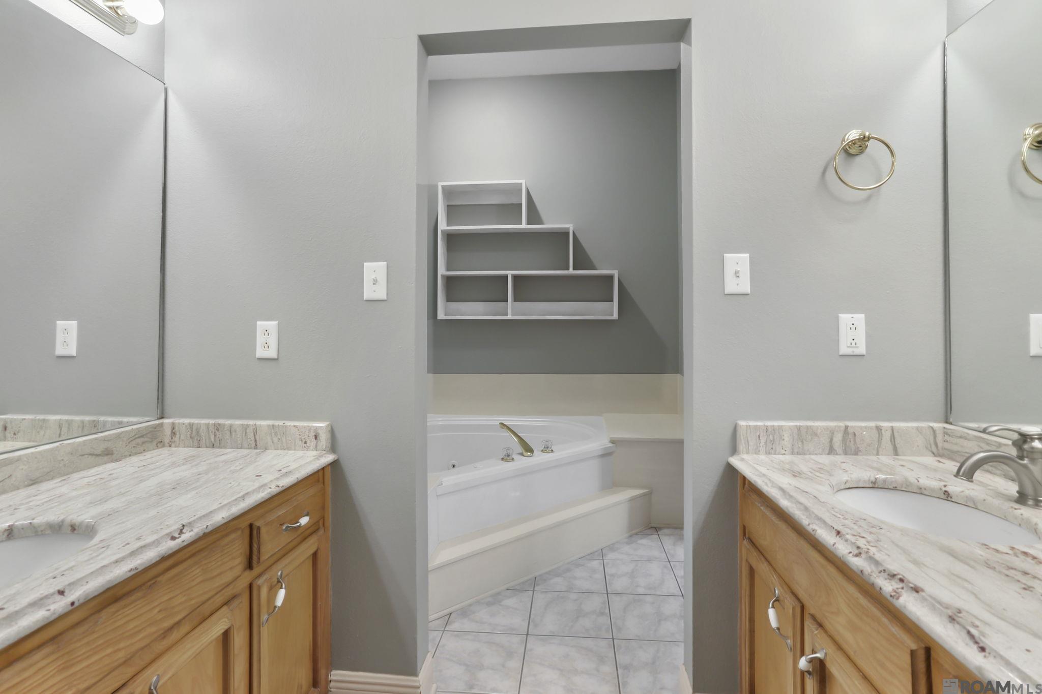 35130 Stonecastle Drive, Denham Springs, Louisiana image 15