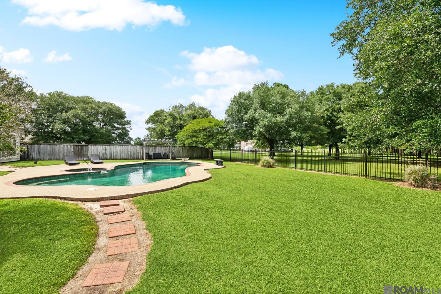 35201 Cane Market Rd, Denham Springs, Louisiana image 34
