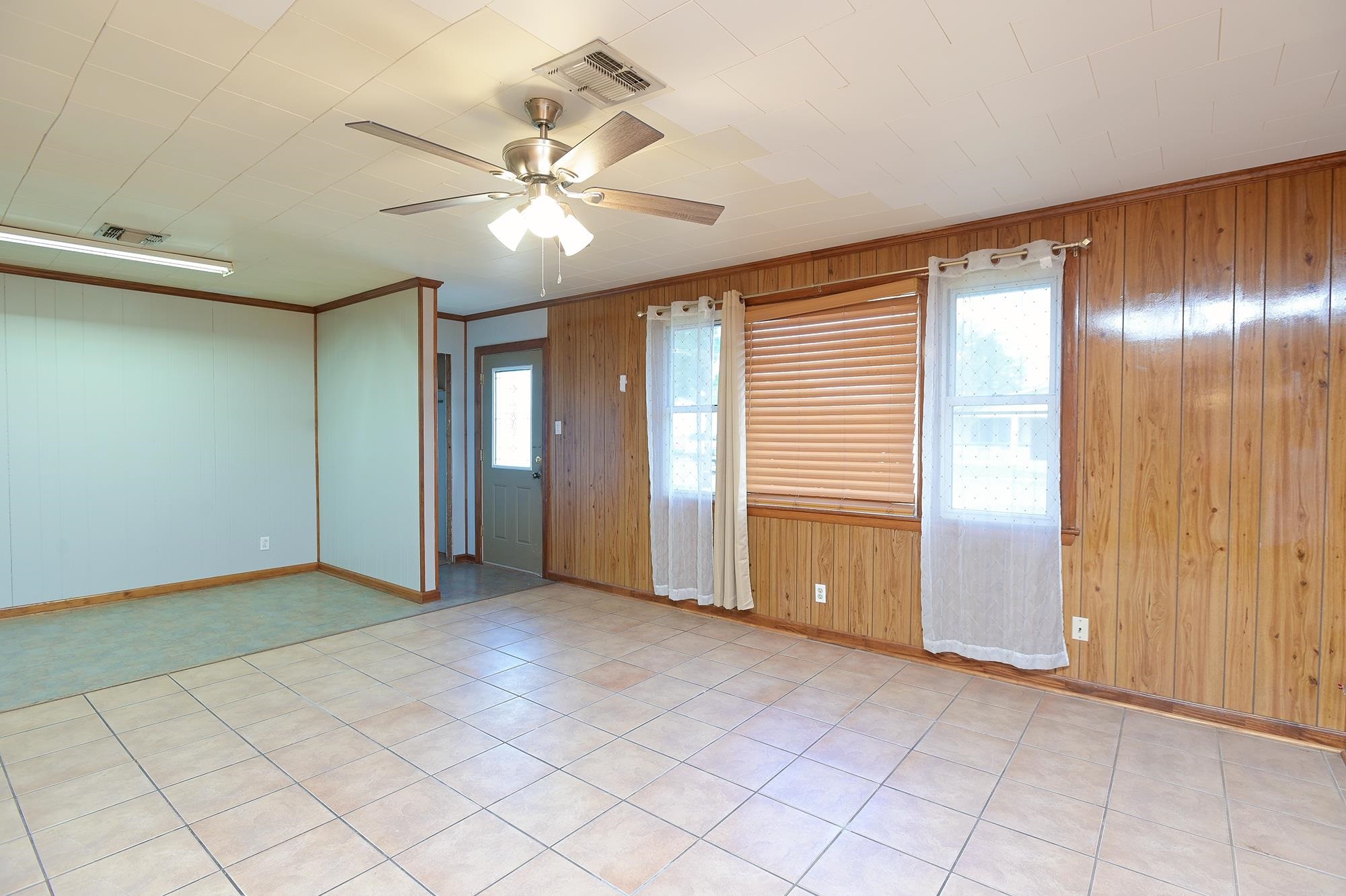 407 Dauphine Ave, Houma, Louisiana image 4