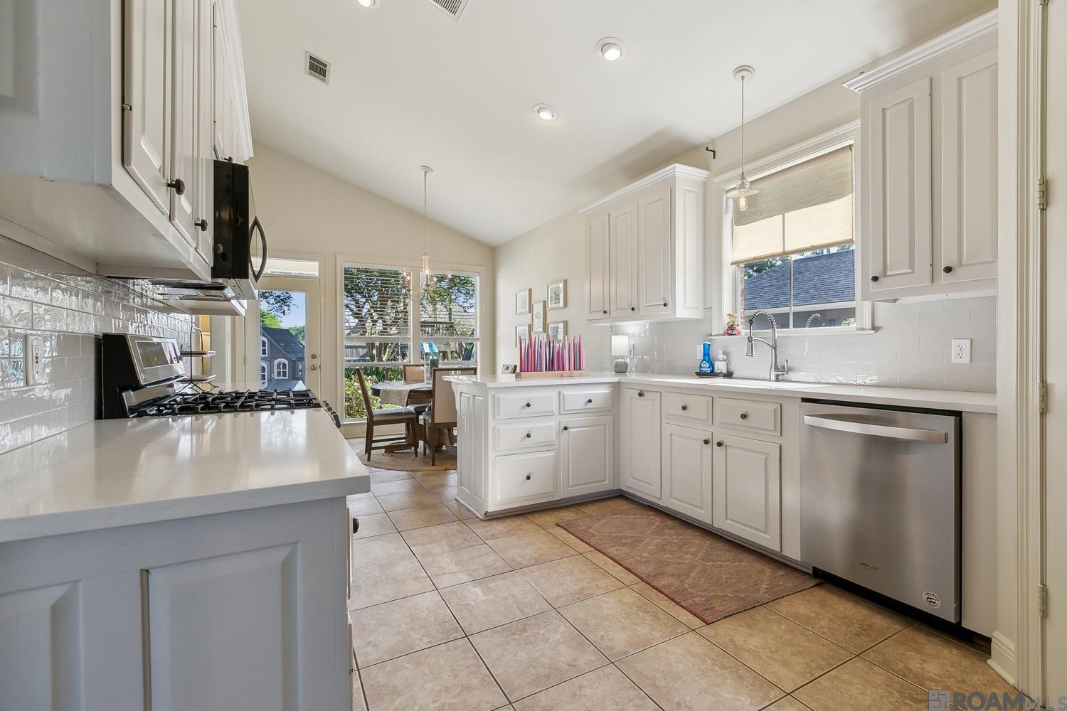 10638 Hillwood Ave, Baton Rouge, Louisiana image 7