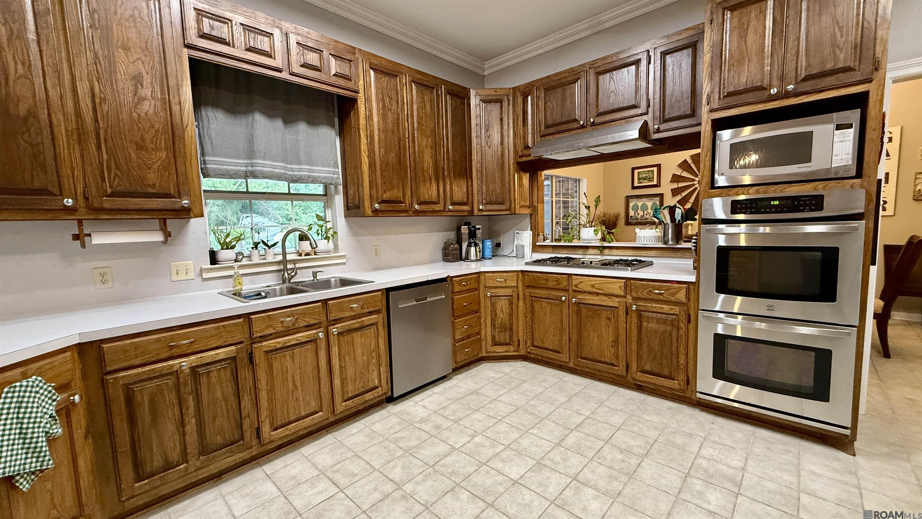 5842 Sophie Anne Dr, Zachary, Louisiana image 5