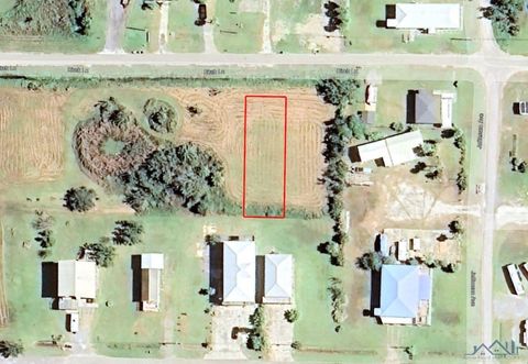 Vacant Land For Sale - LOT 5 BLOCK 7 Birch Ln<br/> Grand Isle, LA 70358