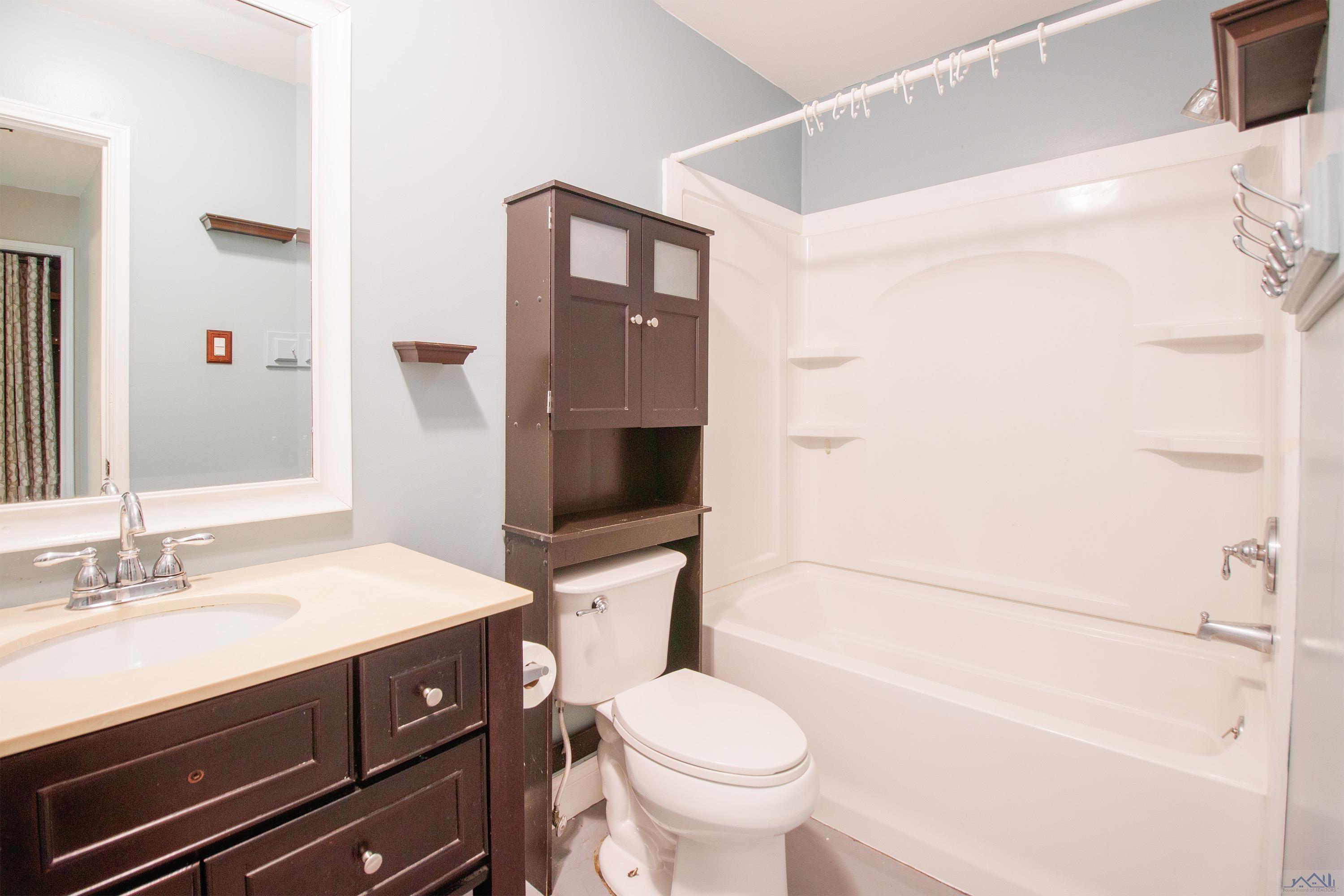 404 Louis Dr, Houma, Louisiana image 12