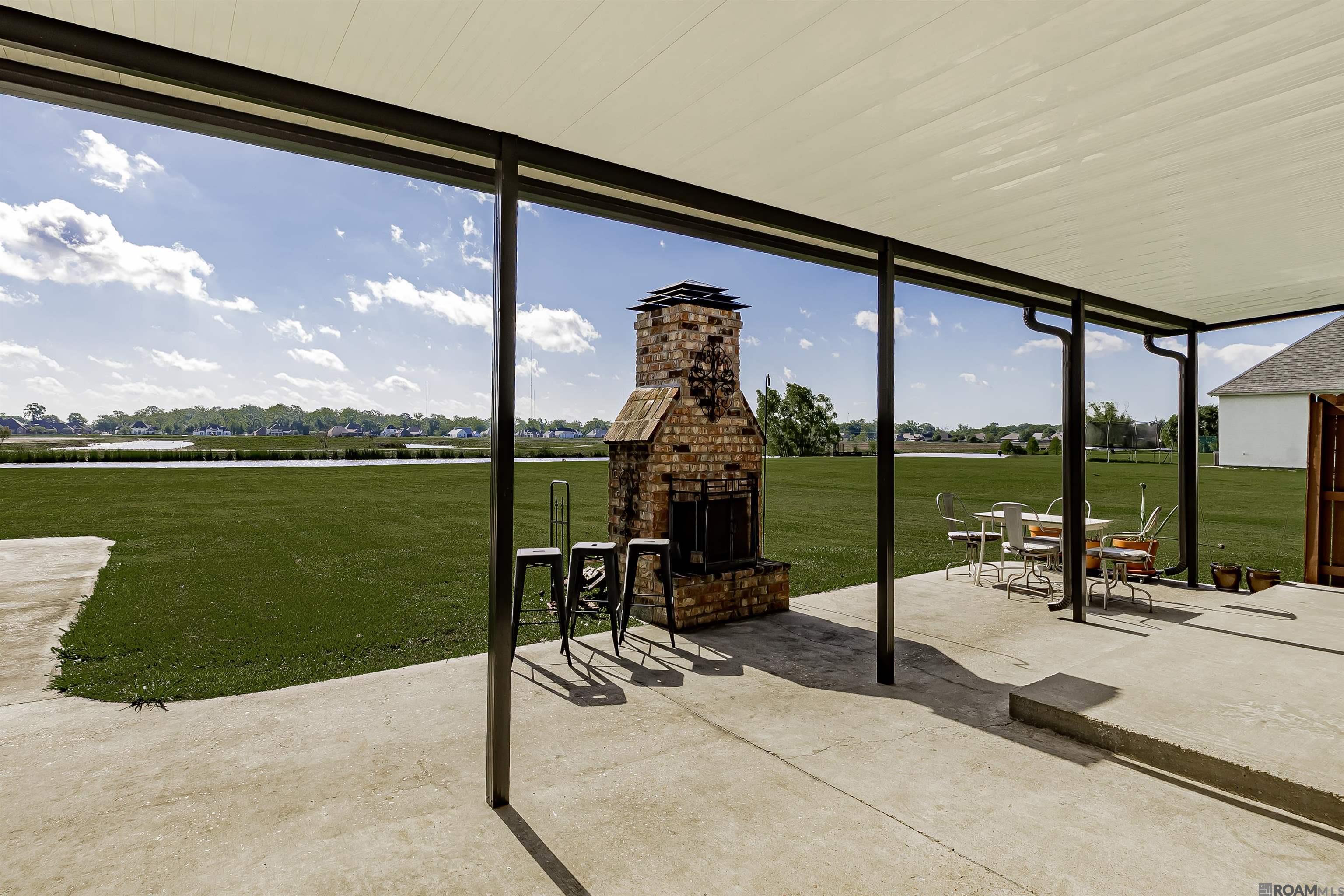 323 Silvery Ln, Port Allen, Louisiana image 32
