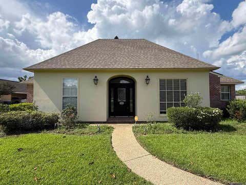 Homes For Sale - 15518 Therese Ct<br/> Ascension County, Prairieville, LA 70769