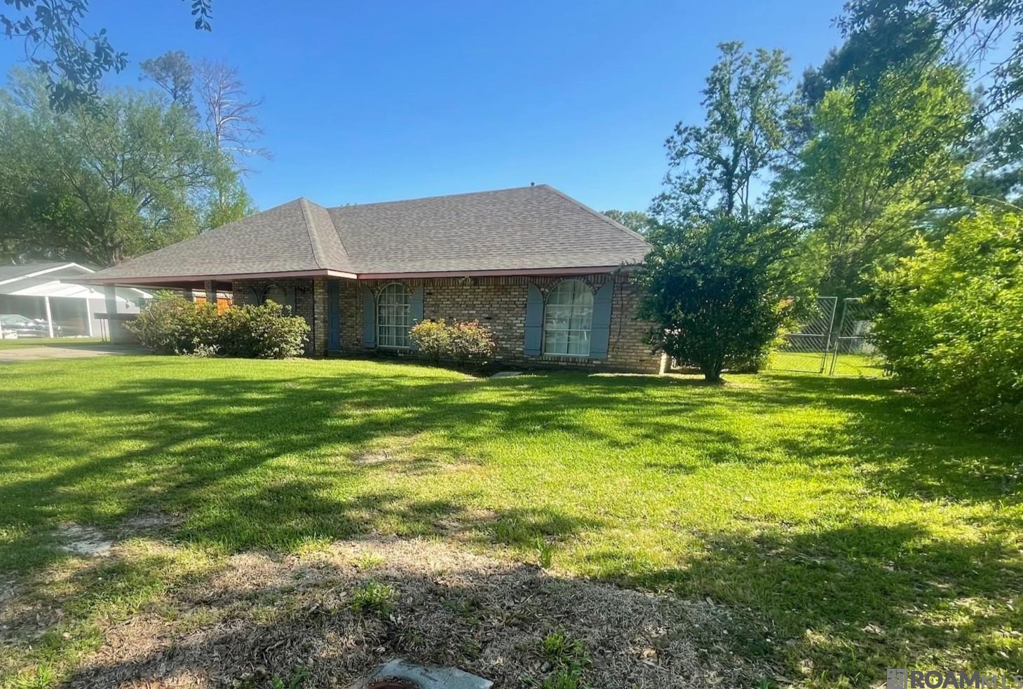 12528 Castle Hill Dr, Baton Rouge, Louisiana image 1
