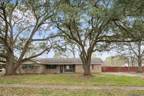 Homes For Sale - 3466 Nelson St<br/> Zachary, LA 70791