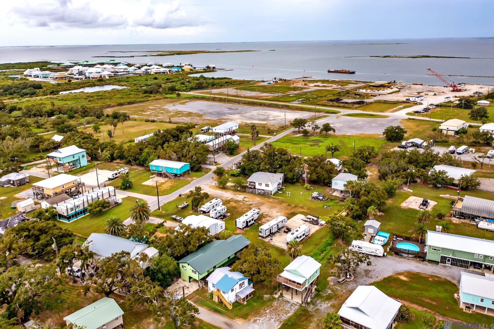 176 Holly Grove Dr, Grand Isle, Louisiana image 5