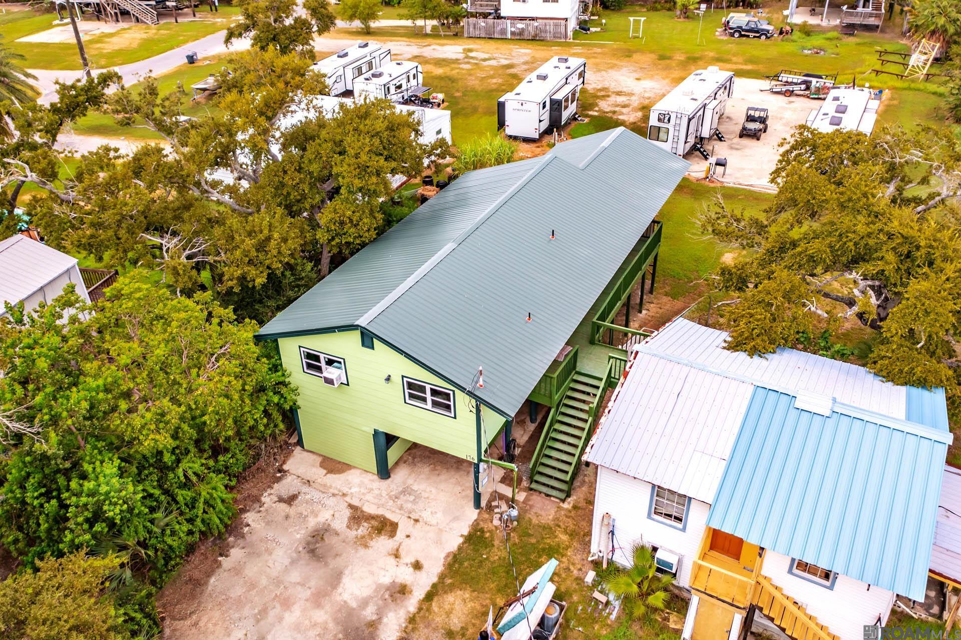 176 Holly Grove Dr, Grand Isle, Louisiana image 3