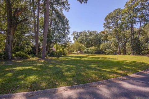 Vacant Land For Sale - 656 Sunset Blvd<br/> Baton Rouge, LA 70808