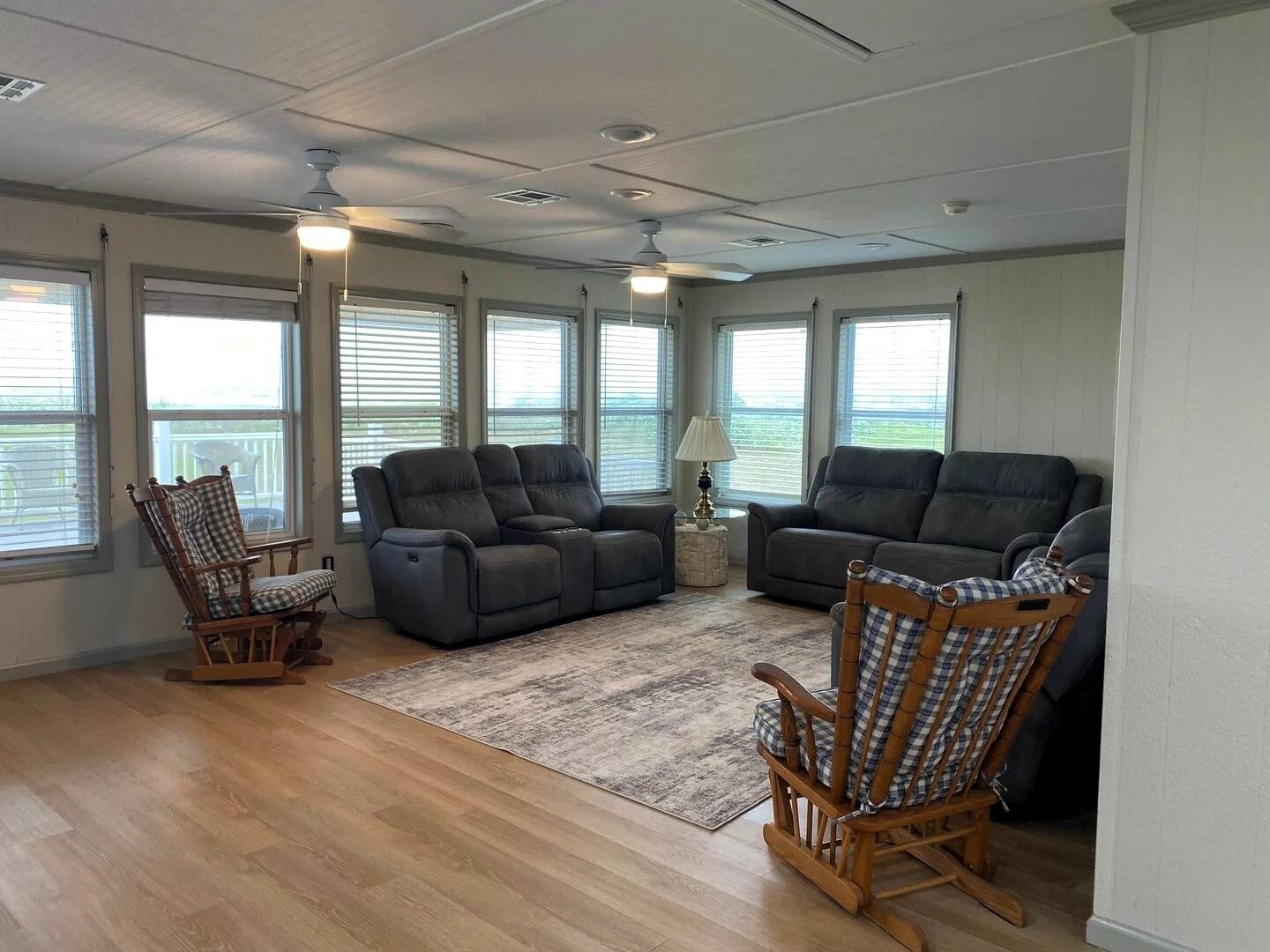2828 Hwy 1, Grand Isle, Louisiana image 2