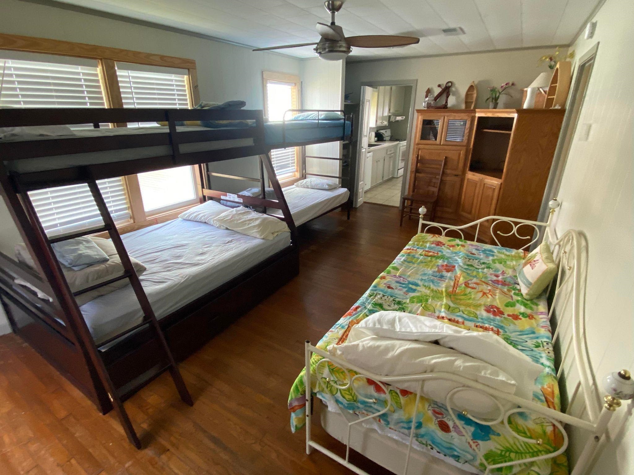 2828 Hwy 1, Grand Isle, Louisiana image 8