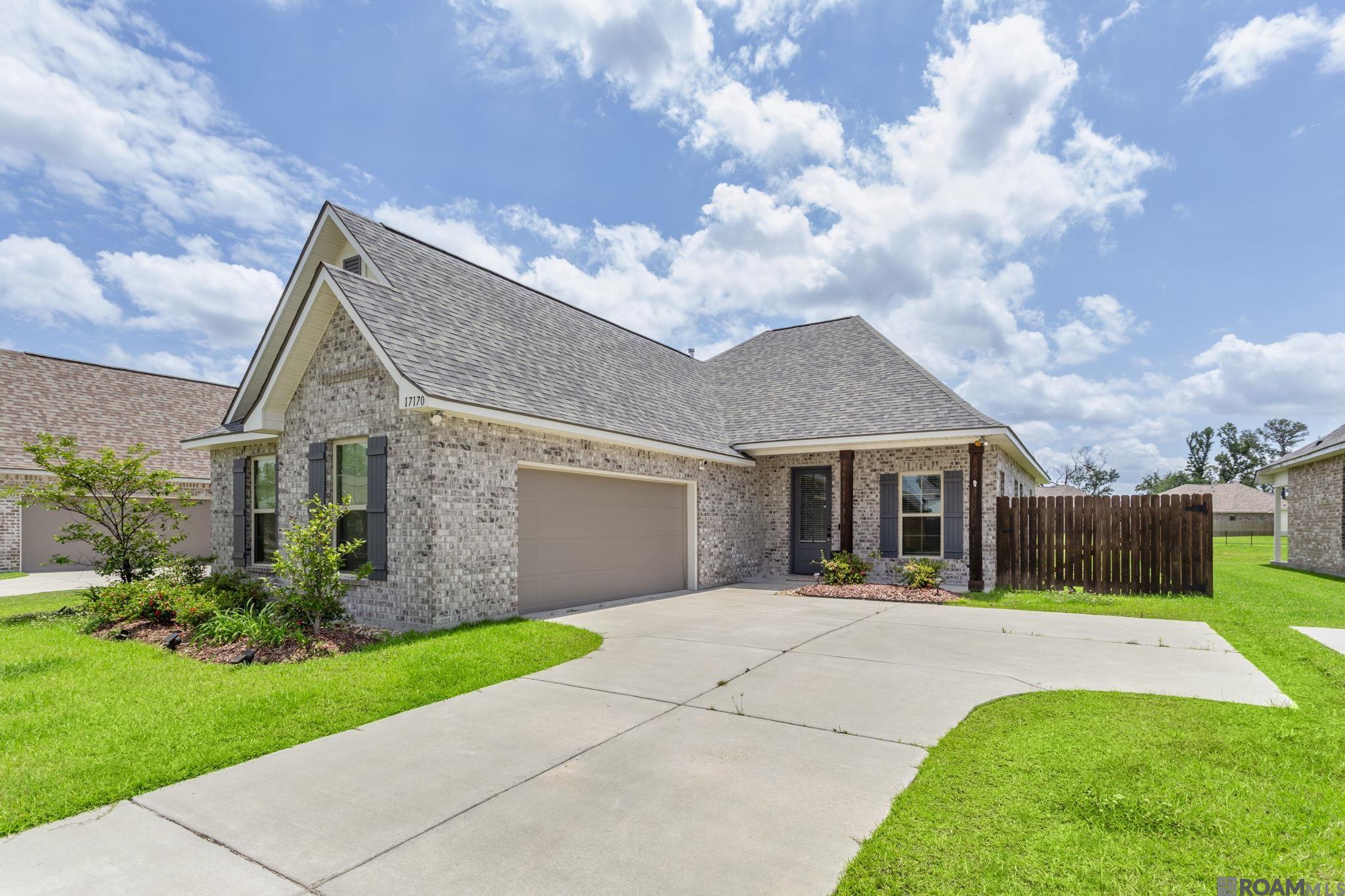 17170 Shearwater Trace, Prairieville, Louisiana image 1