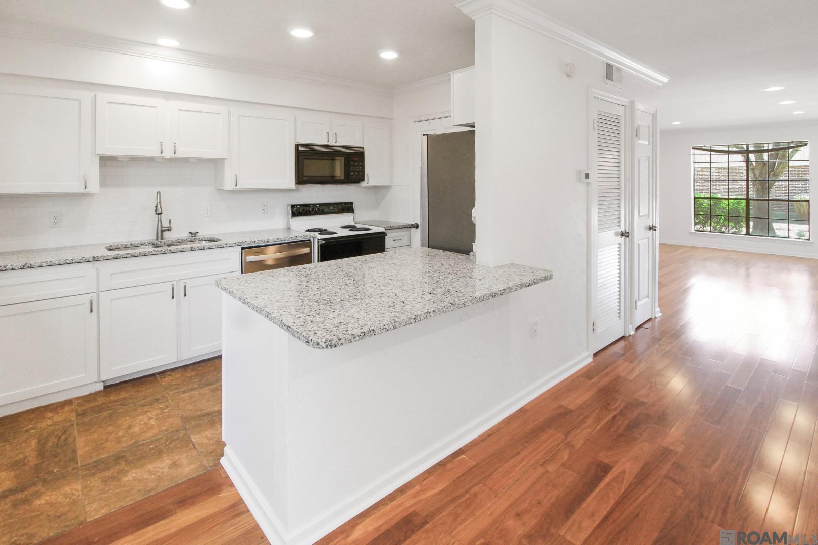 10151 Jefferson Hwy, Baton Rouge, Louisiana image 1