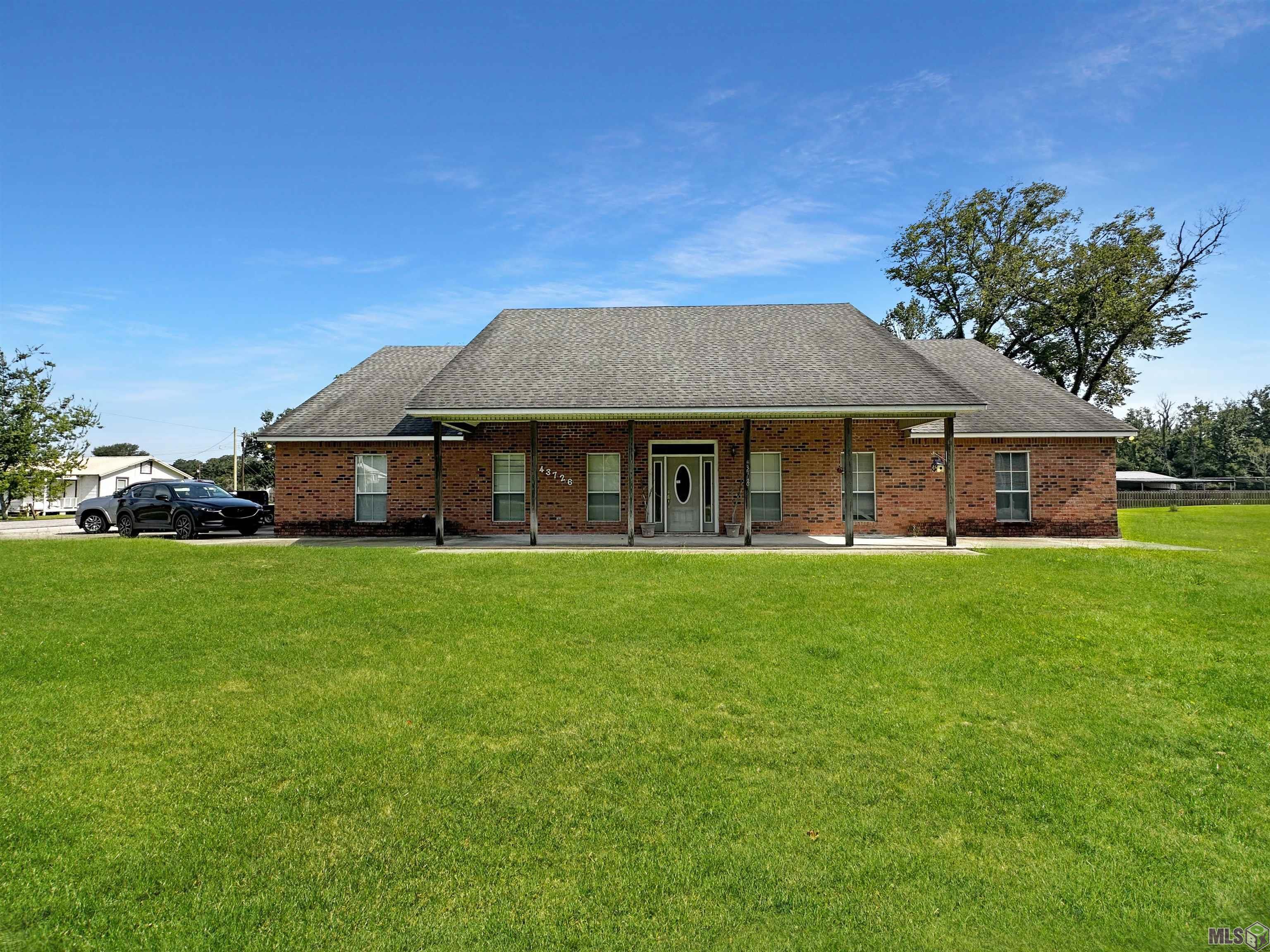 43726 Brittany St, Sorrento, Louisiana image 1