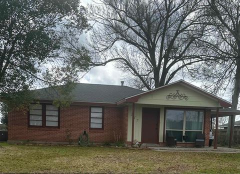 Homes For Sale - 217 Cretini Lane<br/> Houma, LA 70363