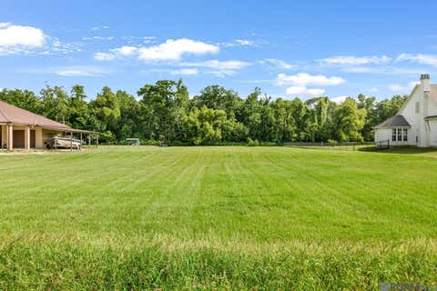 Vacant Land For Sale - 8958 Singleton Rd<br/> Port Allen, LA 70767