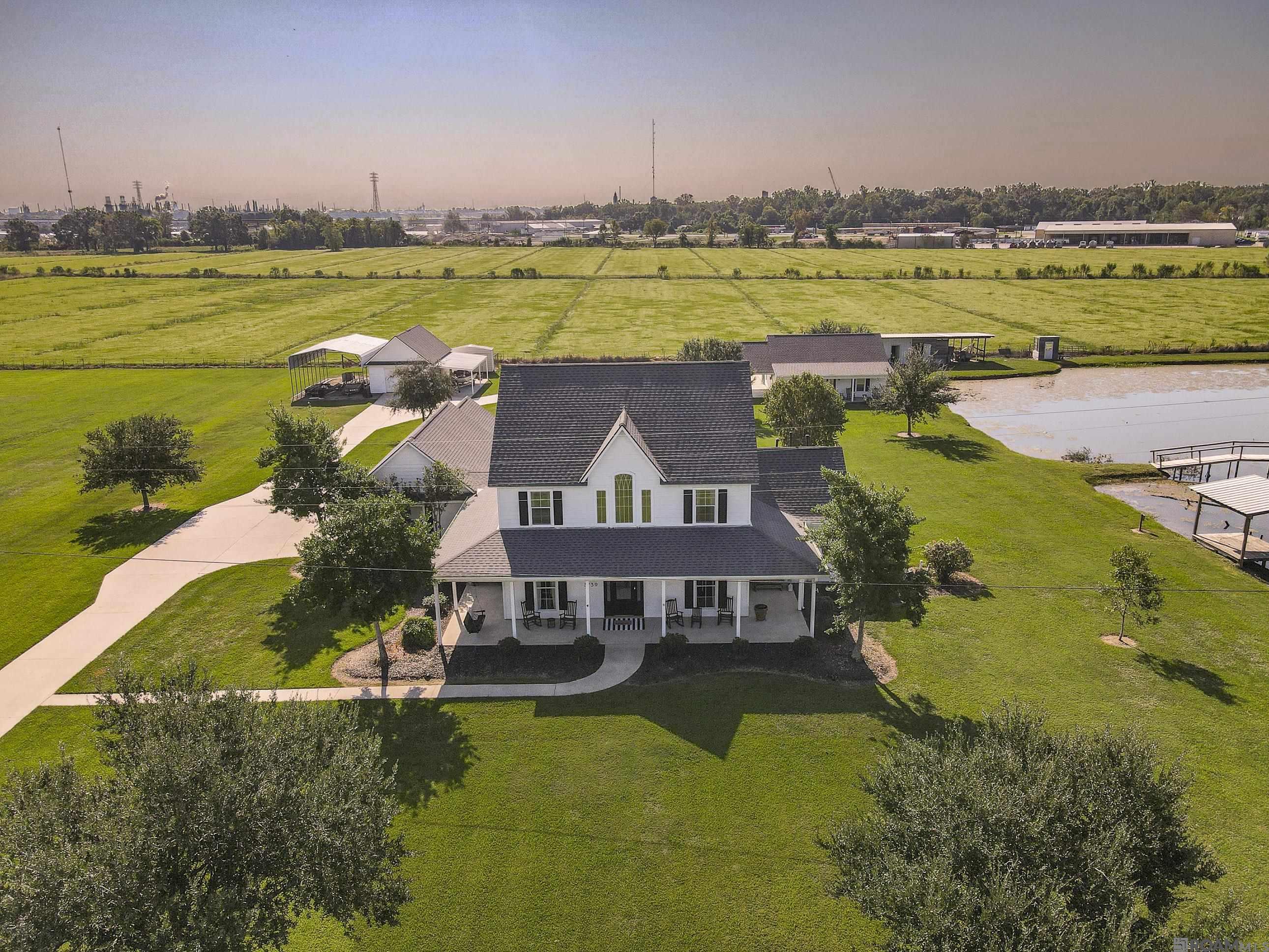 5739 N River Rd, Port Allen, Louisiana image 1