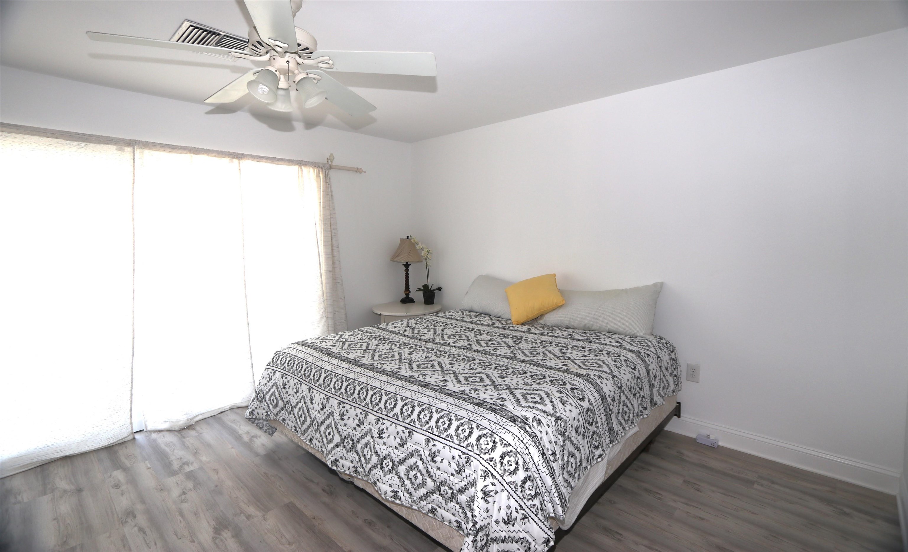 411 Admiral Craik Dr #4, Grand Isle, Louisiana image 18