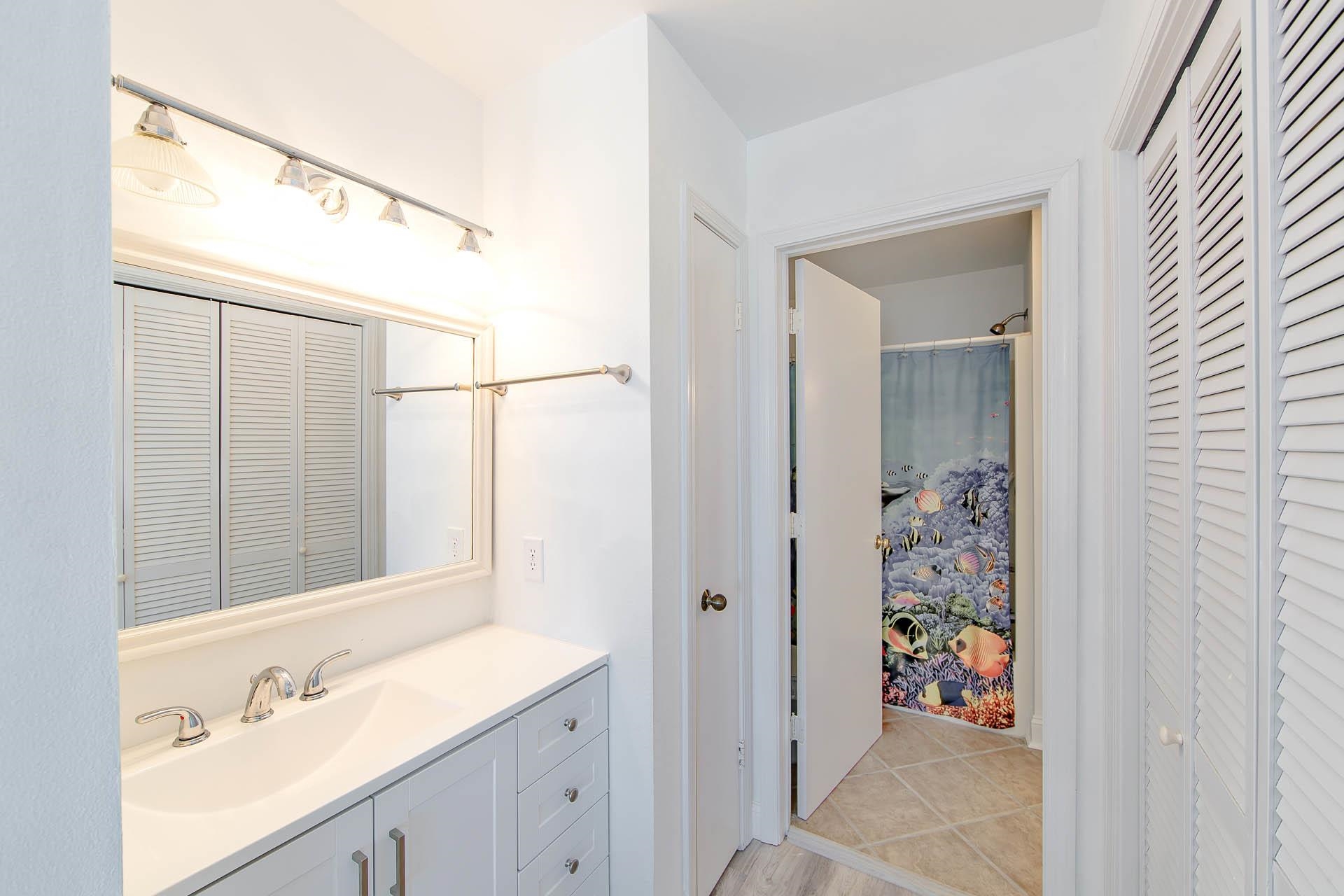 411 Admiral Craik Dr #4, Grand Isle, Louisiana image 11