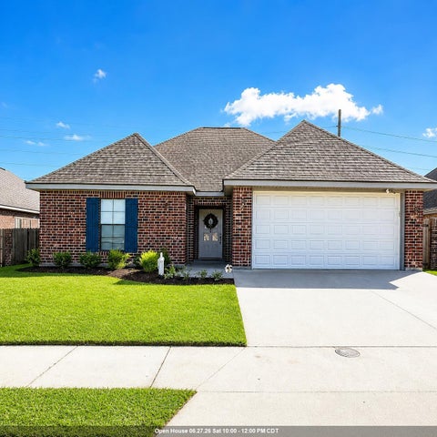 Homes For Sale - 332 North Moss Drive<br/> Houma, LA 70360