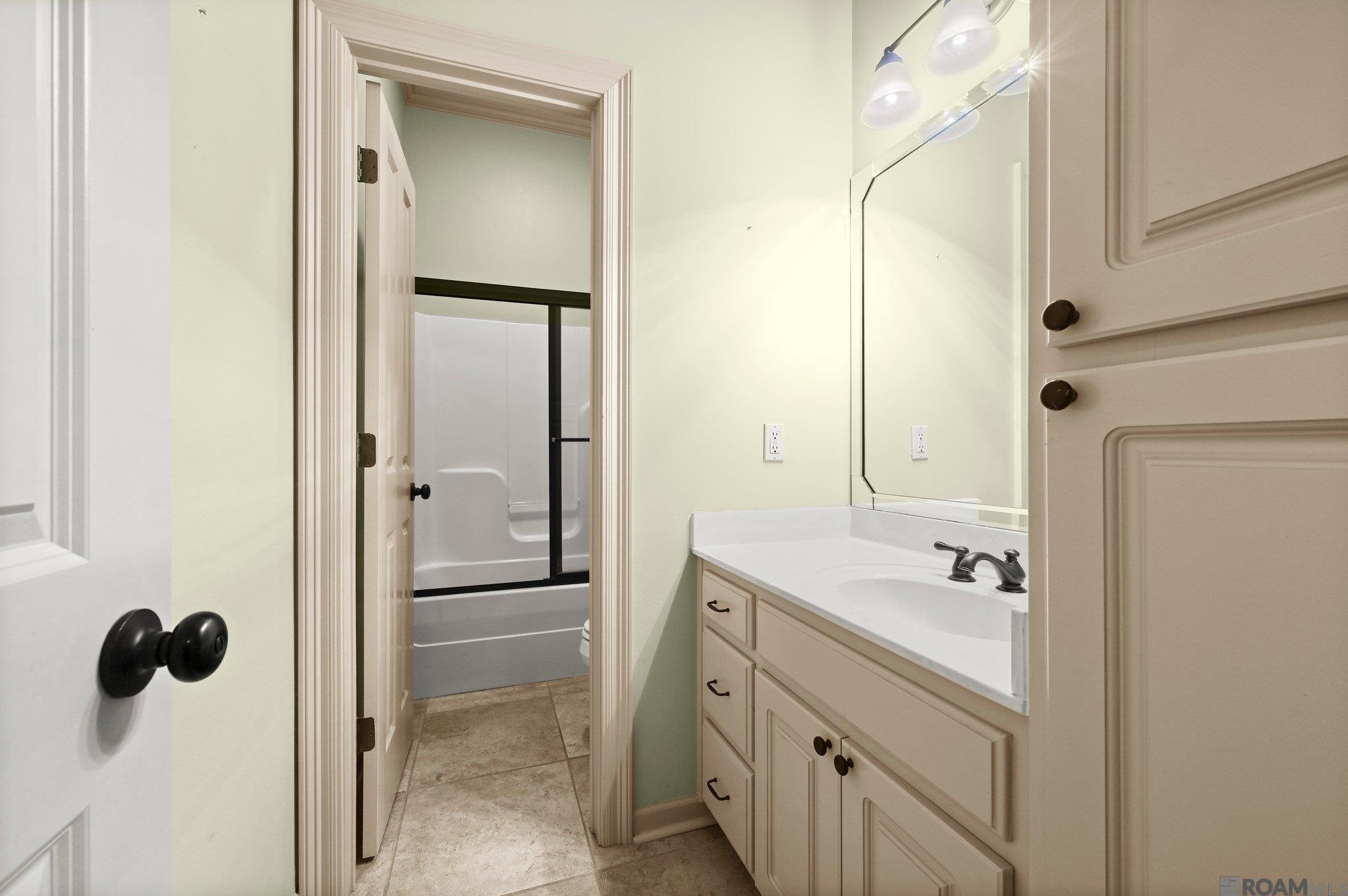 1780 Royal Troon Ct, Zachary, Louisiana image 16