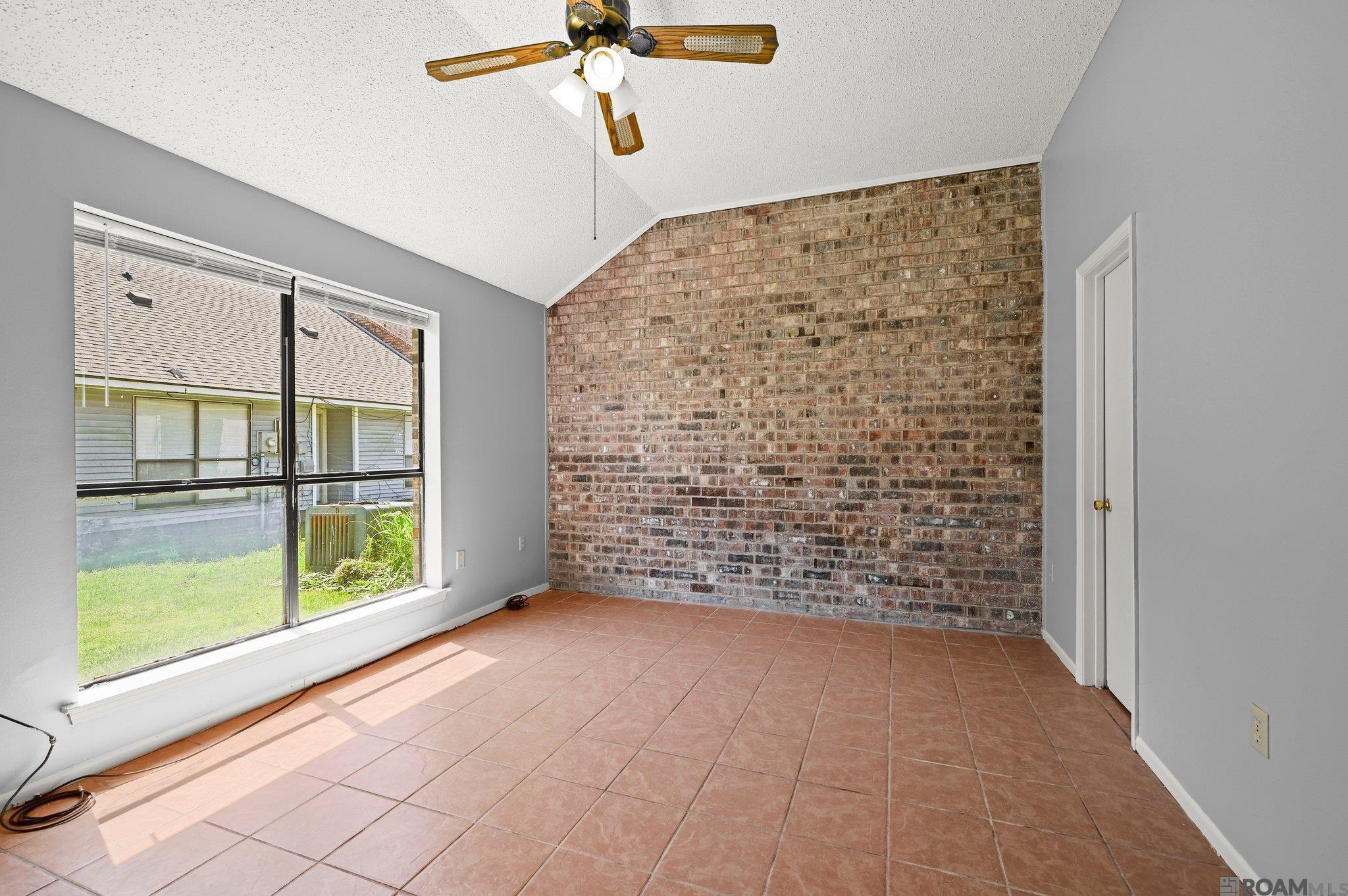 8826 Pecan Tree Dr, Baton Rouge, Louisiana image 14
