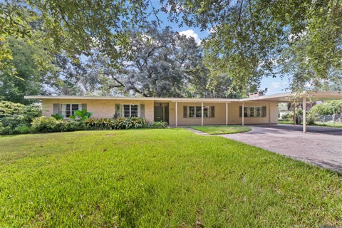 Homes For Sale - 5716 College Dr<br/> Baton Rouge, LA 70806