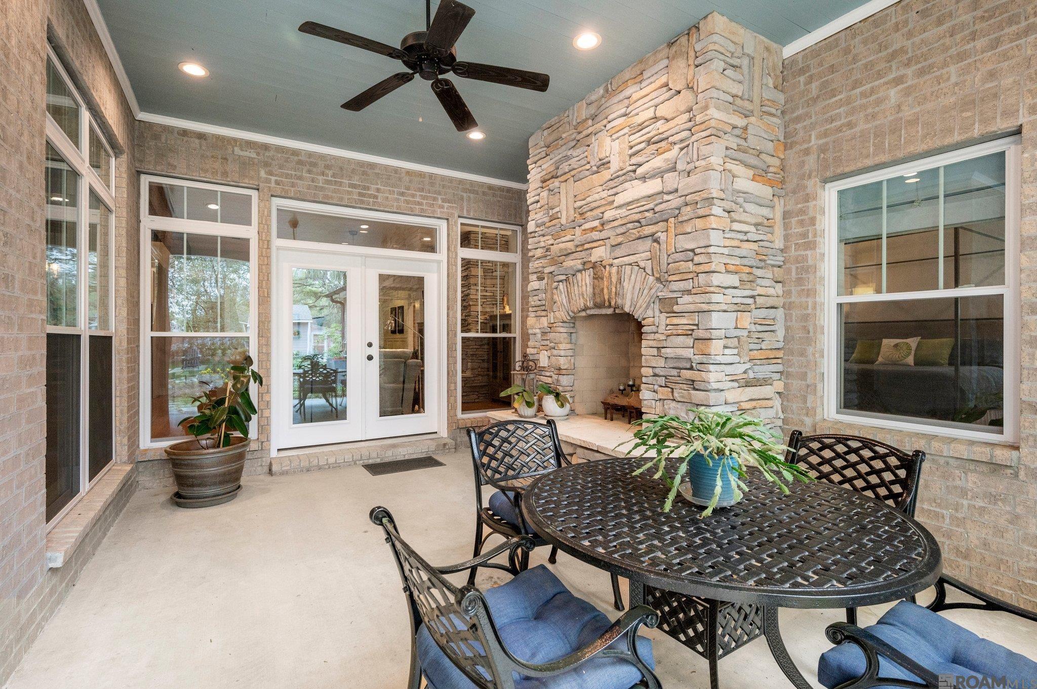 2020 Elissalde St, Baton Rouge, Louisiana image 26