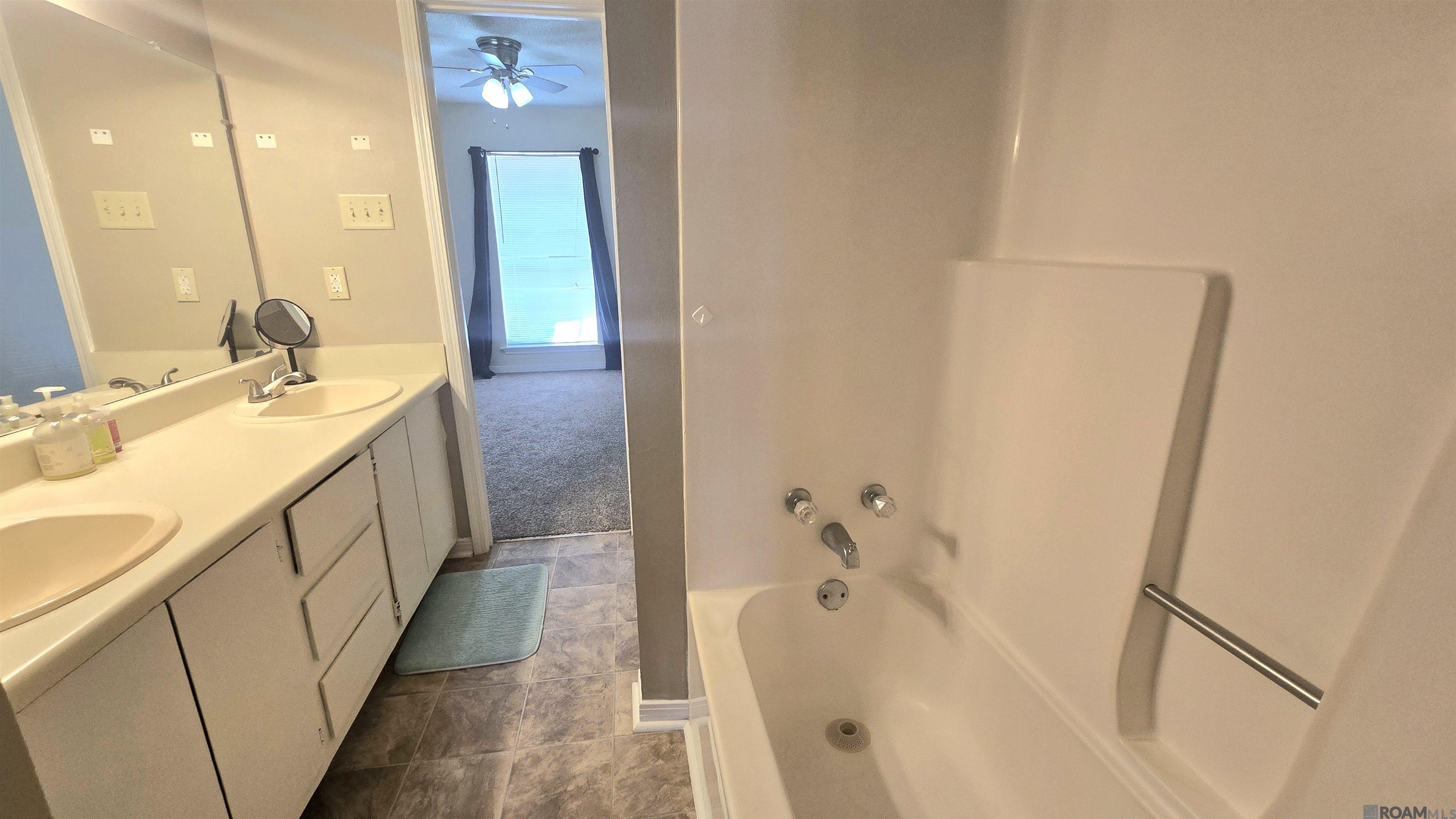 1736 Brightside Dr #B, Baton Rouge, Louisiana image 17