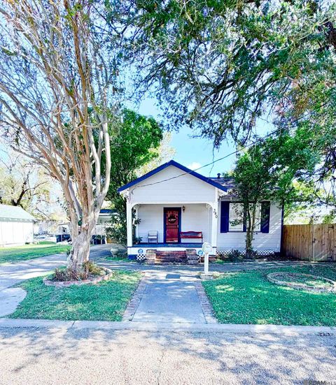 Homes For Sale - 380 Bernardo Dr<br/> Baton Rouge, LA 70806
