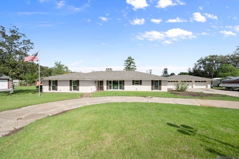 Homes For Sale - 42408 Weber City Rd<br/> Ascension County, Gonzales, LA 70737