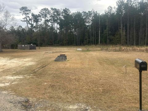 Vacant Land For Sale - 31618 Ferina Ln<br/> Albany, LA 70711