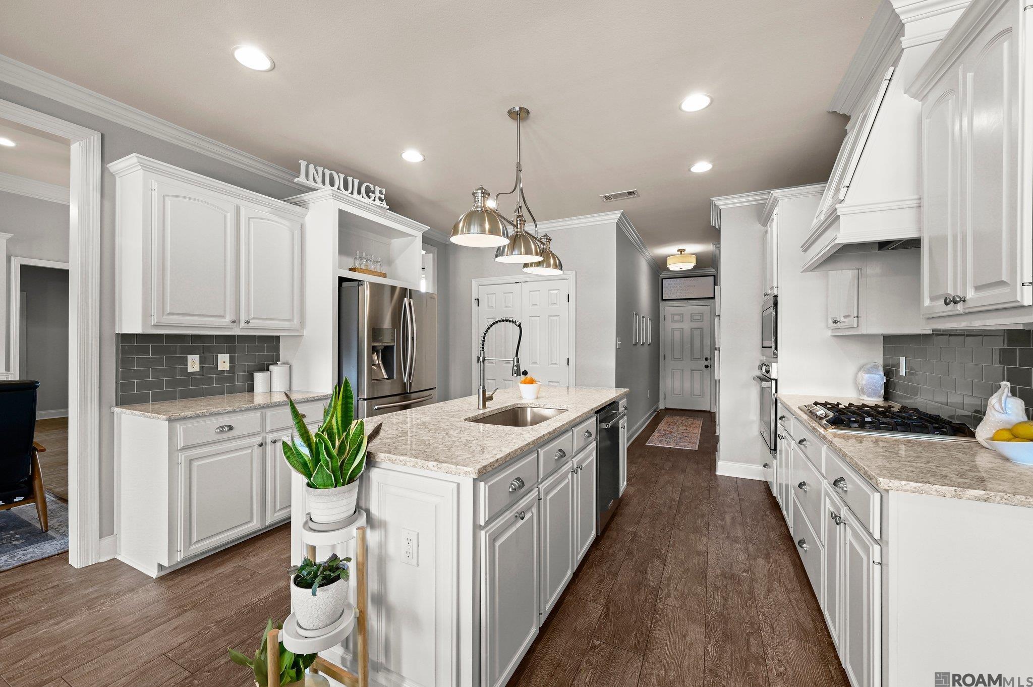 18380 Lake Harbor Ln, Prairieville, Louisiana image 8