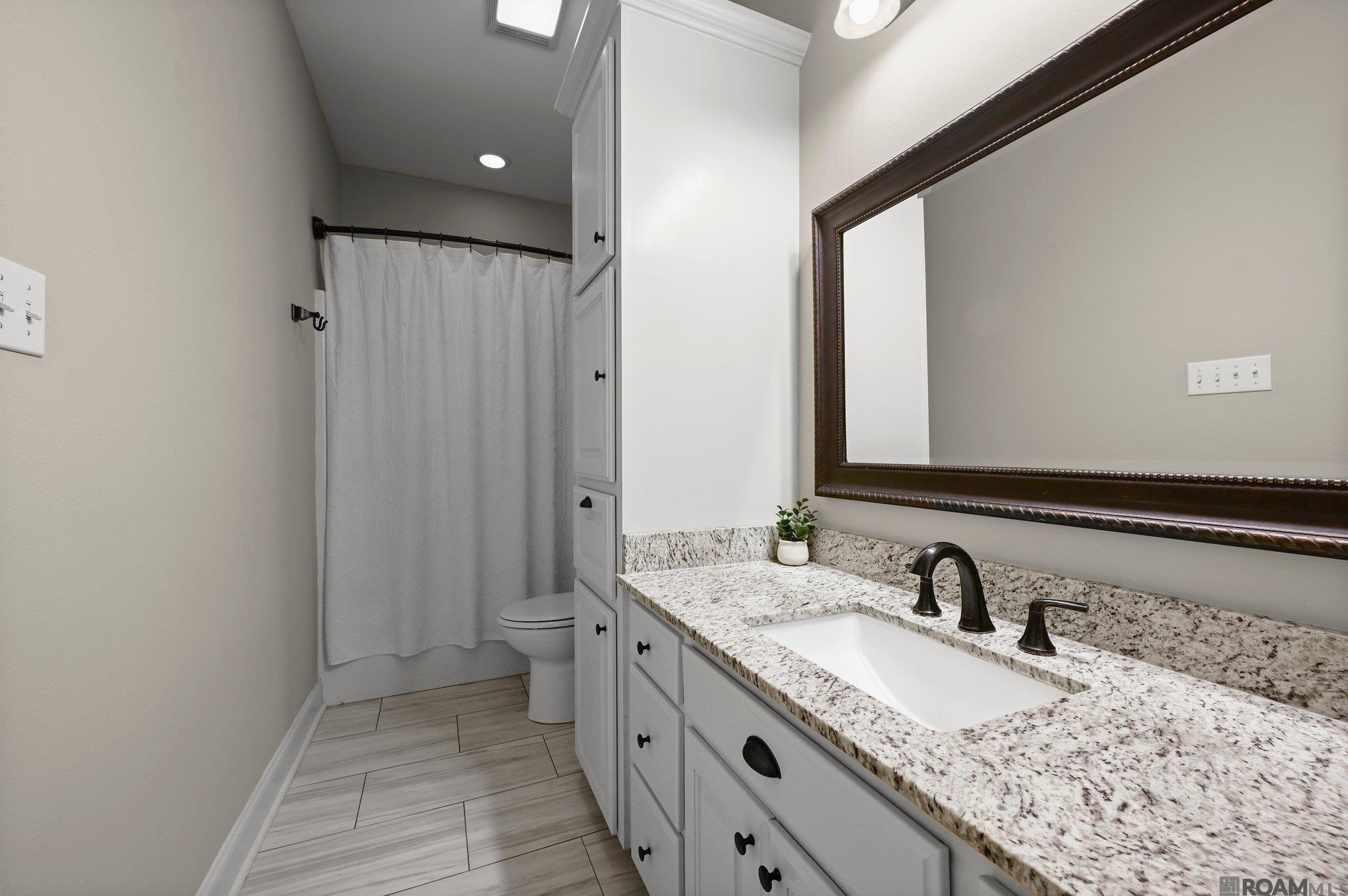 18380 Lake Harbor Ln, Prairieville, Louisiana image 24
