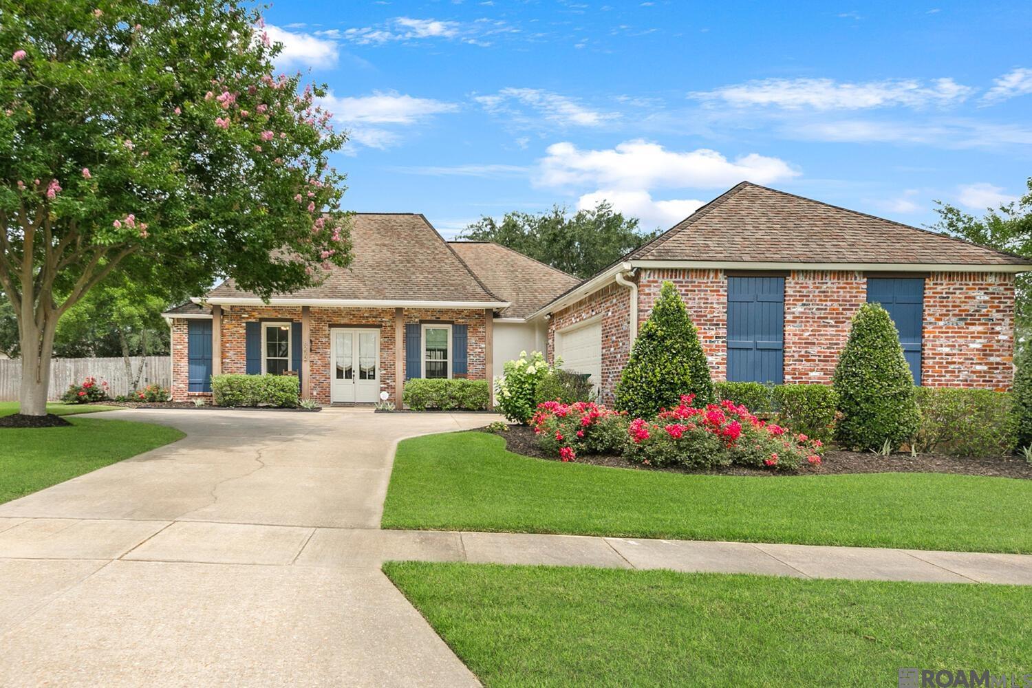 8272 Oakley Dr, Zachary, Louisiana image 1