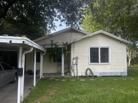 Homes For Sale - 623-1/2 Arenz St<br/> Morgan City, LA 70380