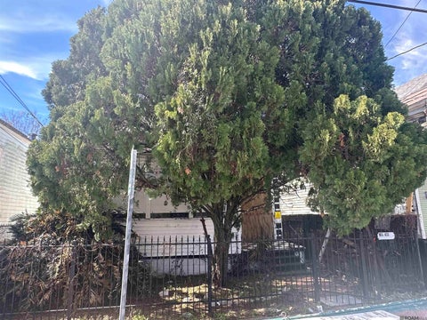 Multifamily For Sale - 2420-2422 Philip Street<br/> New Orleans, LA 70113
