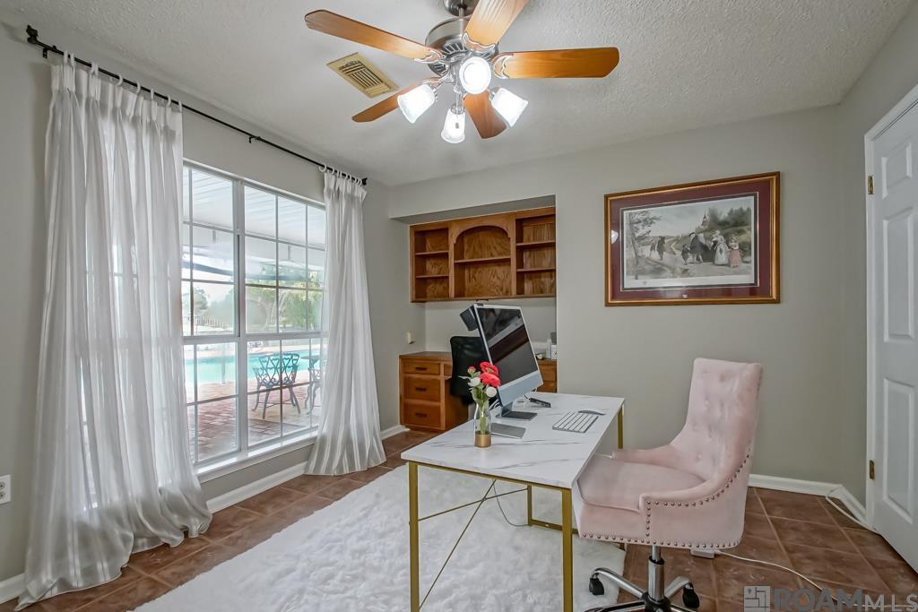 4118 E Lake Sherwood Ave, Baton Rouge, Louisiana image 23