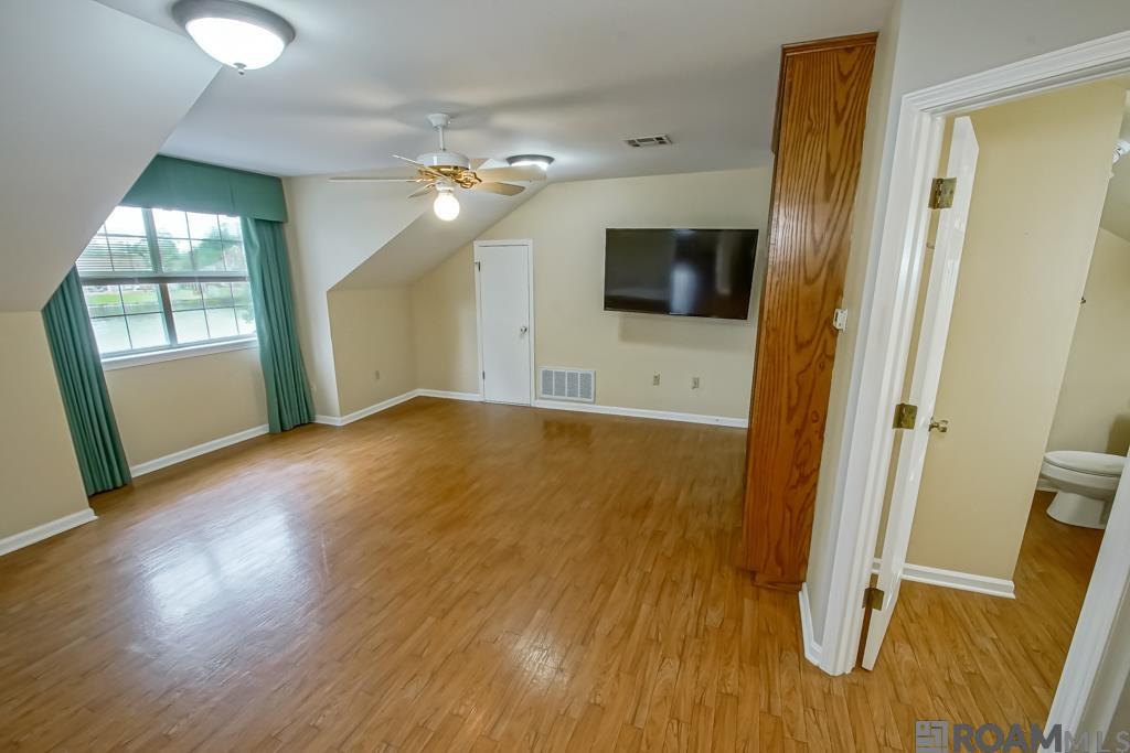 4118 E Lake Sherwood Ave, Baton Rouge, Louisiana image 28