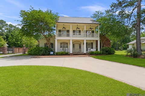 Homes For Sale - 10508 Magnolia Blossom Ave<br/> Greenwell Springs, LA 70739