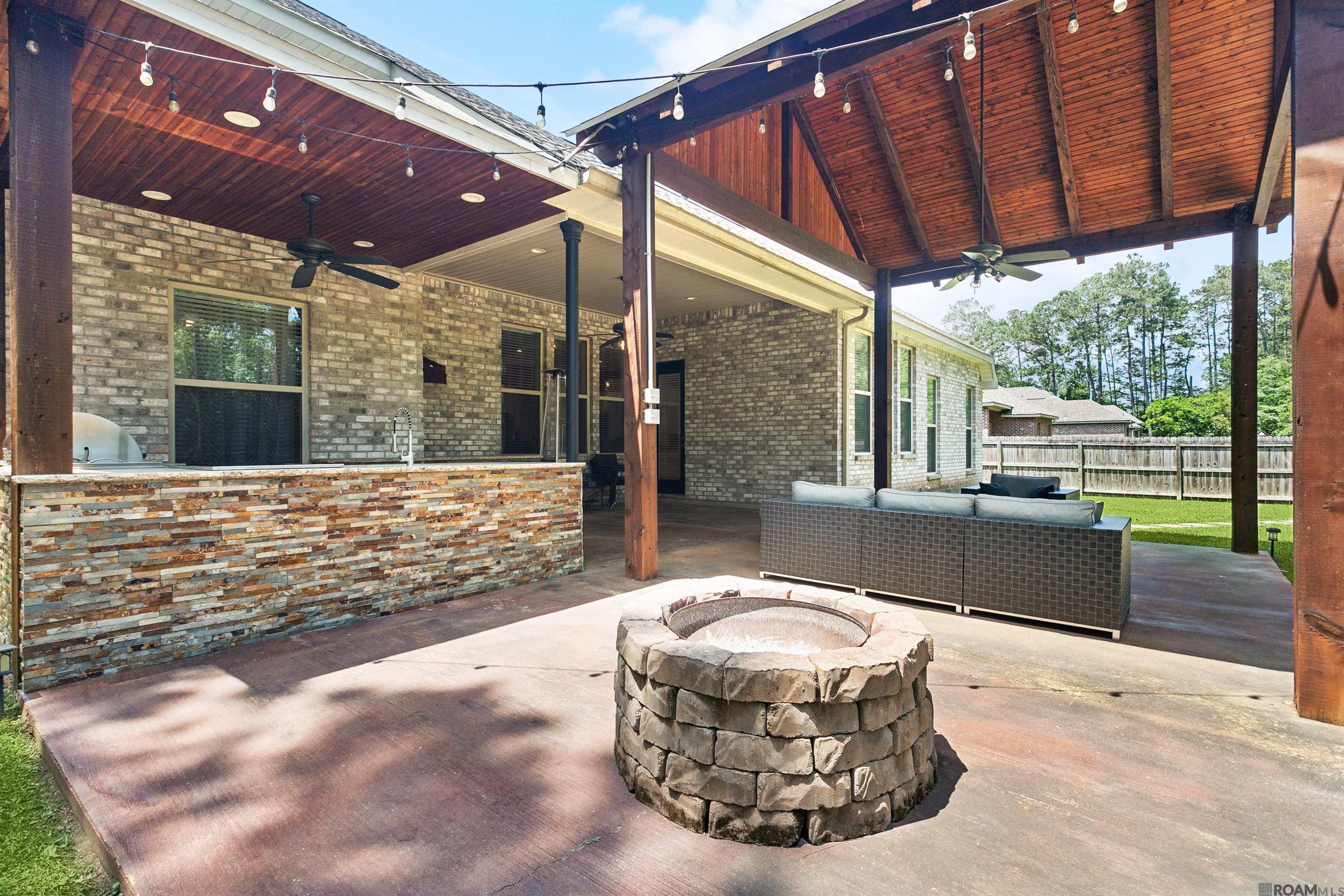 400 Belle Pointe Drive, Madisonville, Louisiana image 24